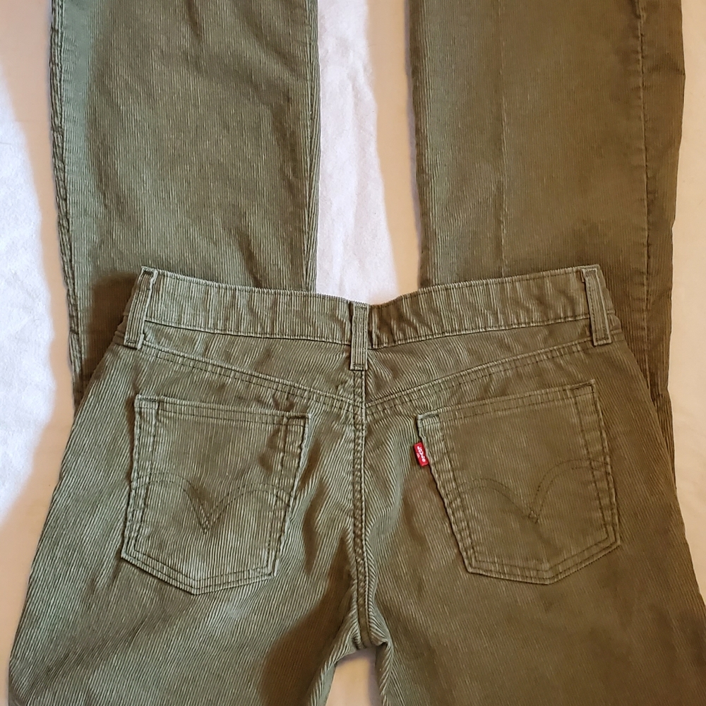 2003 Levi's 518 Corduroy  Superlow stretch.